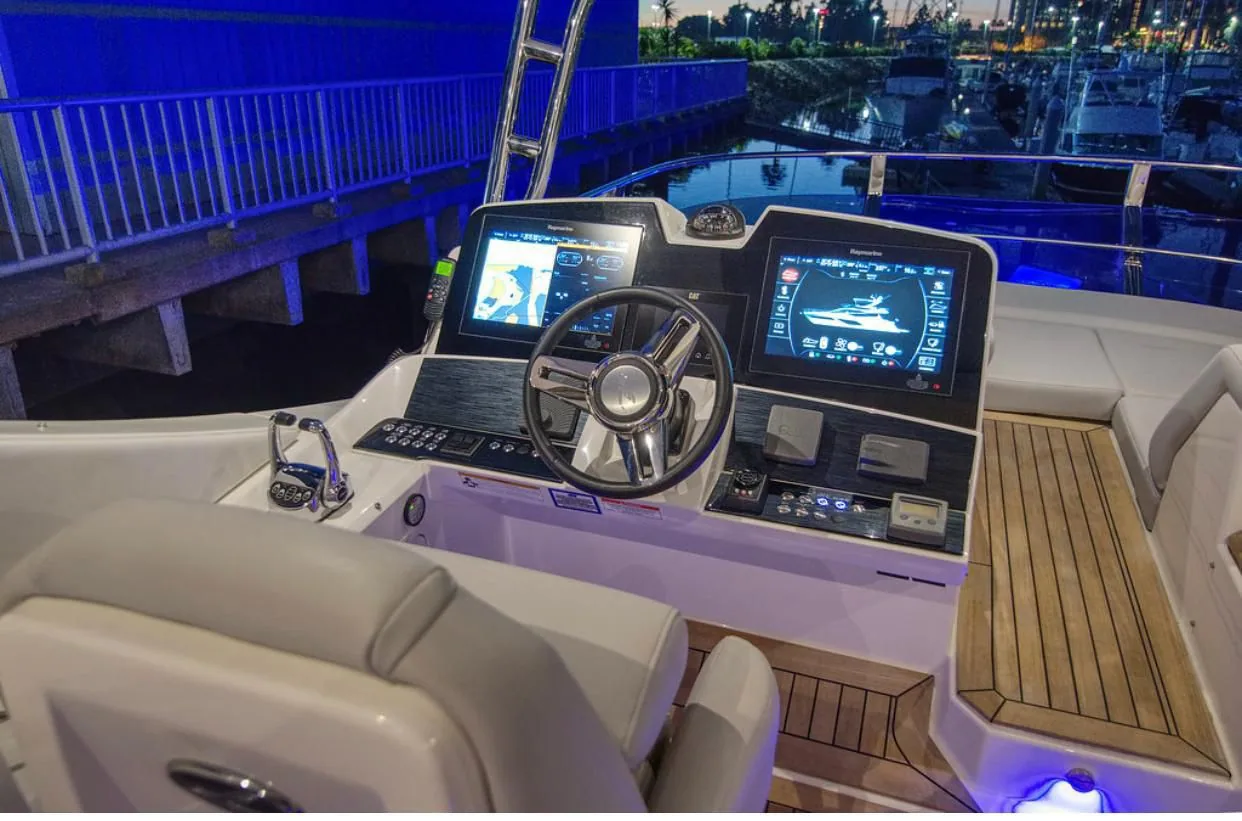Sea Ray 55, photo 7